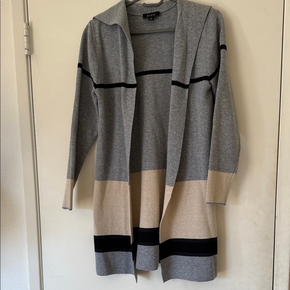 none Sweaters - Stylish Gray and Beige Cardigan with Black Accents